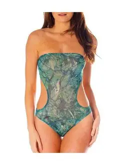 Жыныстық қатынастағы ер мен әйелдің фотосессиясы.