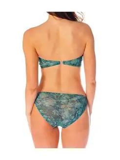 Мен кеште бір қыздың ішіне кірдім