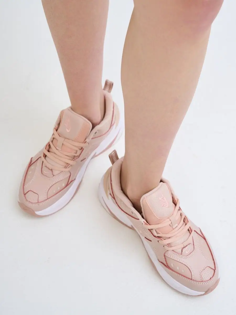 Pink nike 2024 m2k tekno