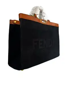 Peekaboo X-Tote FENDI 103365247 купить за 3 840 ₽ в интернет-магазине Wildberries