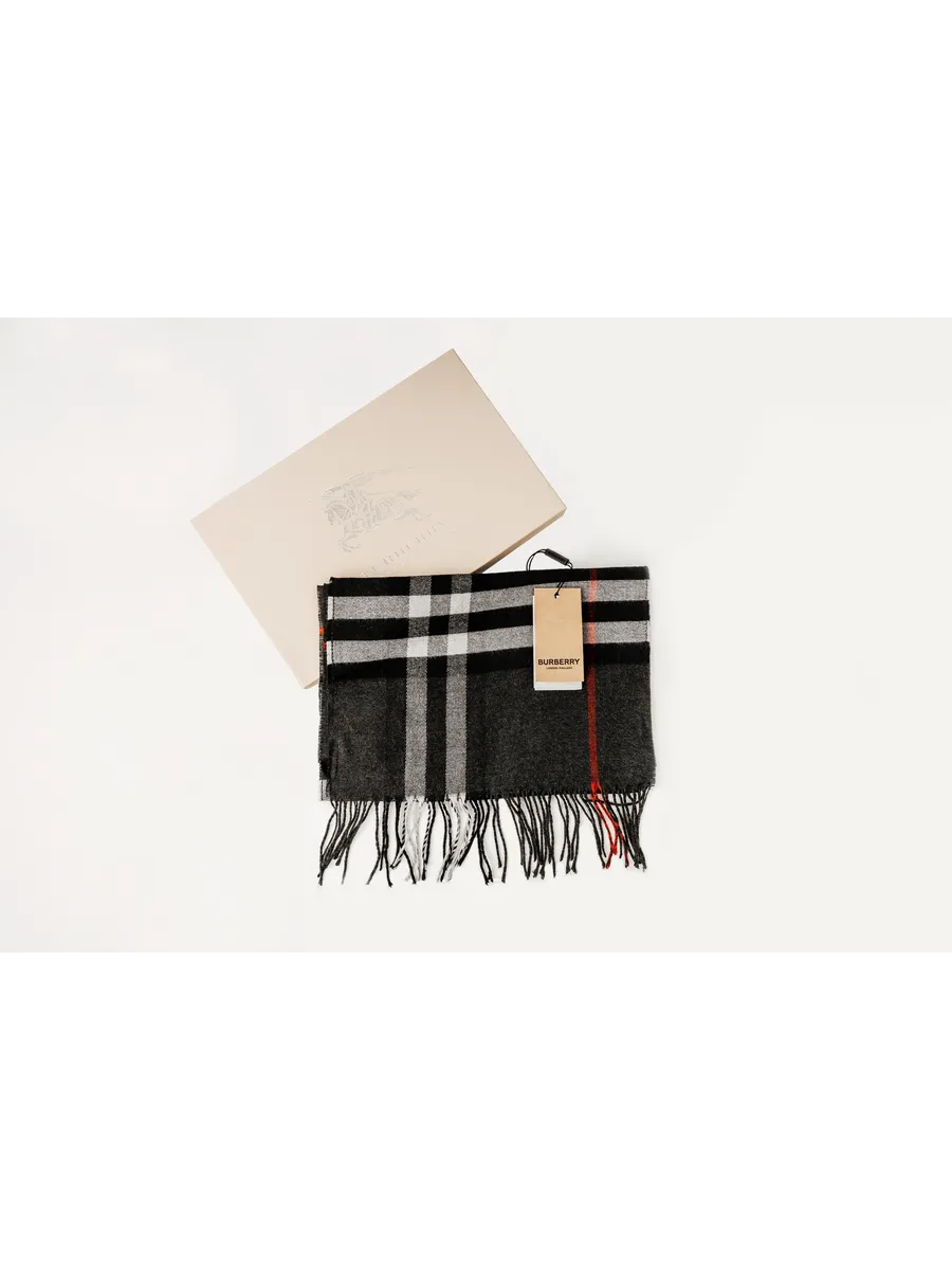 Black and deals grey burberry scarf